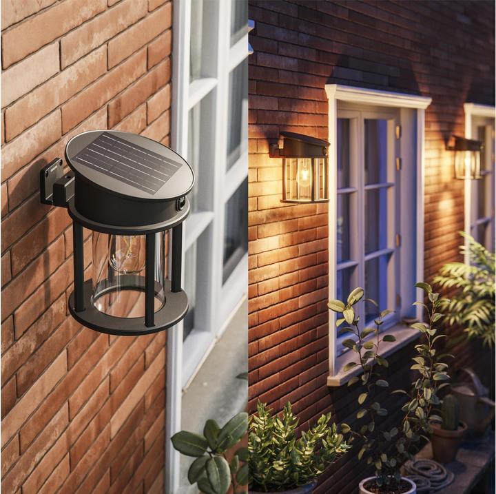 Actual product image Philips Lighting Geri 929004633001 Solar-Aussenwandleuchte 3.2 W Warmweiss Schwa (470 lm, IP44)