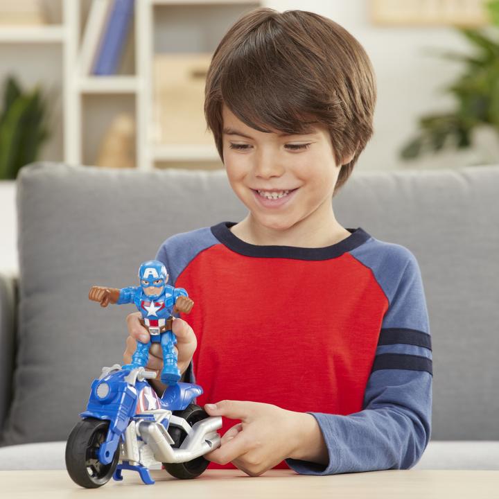 Produktbild Hasbro Spielfigur und Motorrad Set