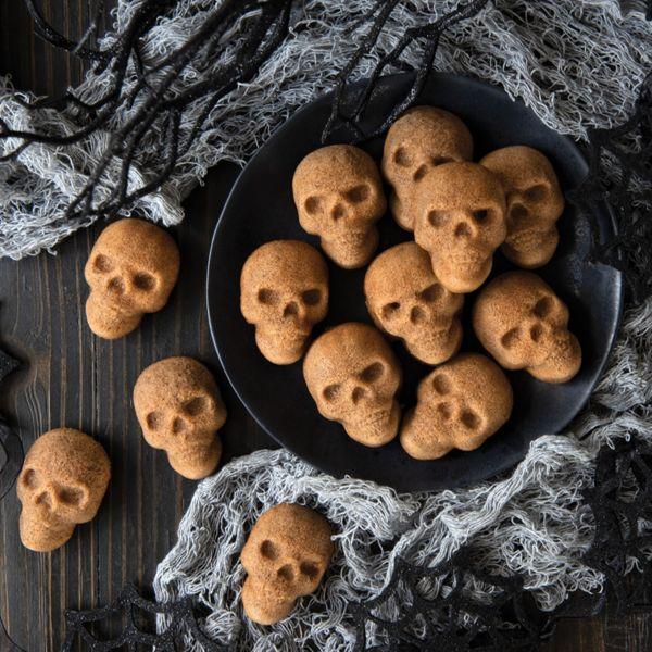 Image du produit Nordic Ware Skull Bites Cakelet Pan