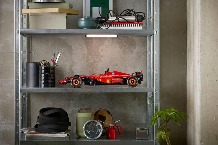 Image du produit LEGO Ferrari SF-24 F1 Rennauto (42207, LEGO Technic)