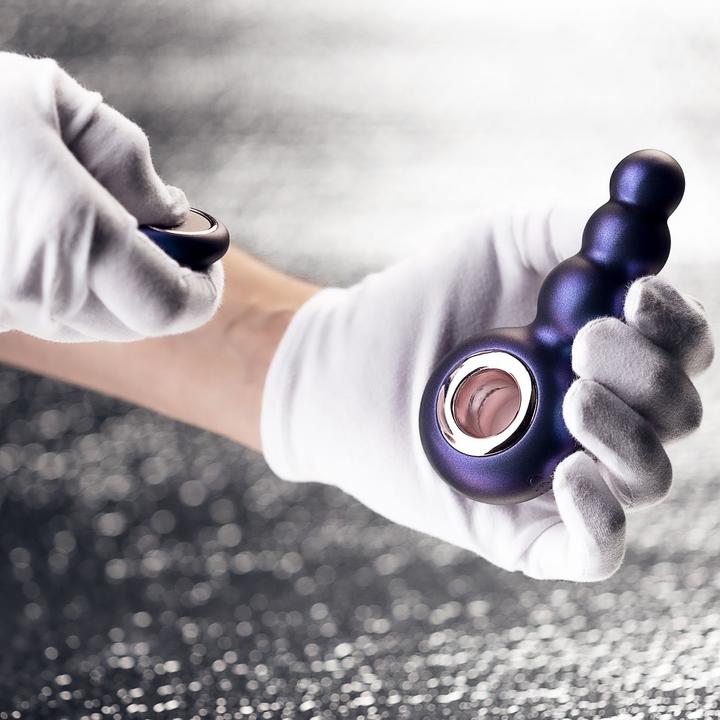 Actual product image Hueman Outer Space vibrating anal plug