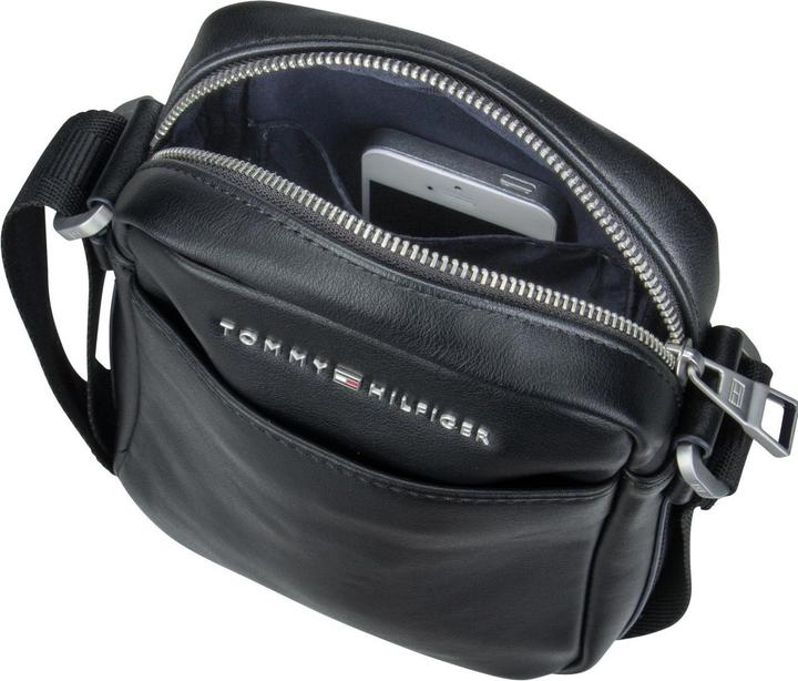 Actual product image Tommy Hilfiger TH City Mini Reporter shoulder bag