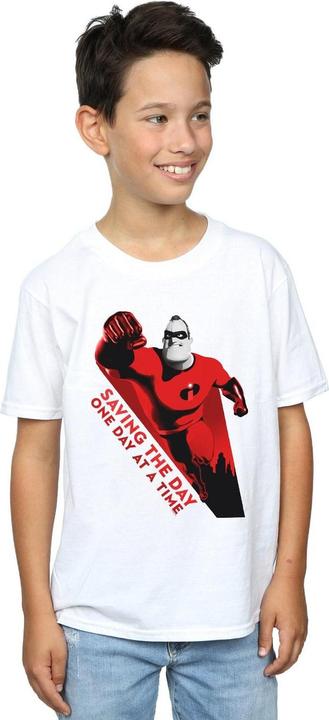 Actual product image Disney Boys The Incredibles Saving The Day T-Shirt (116)