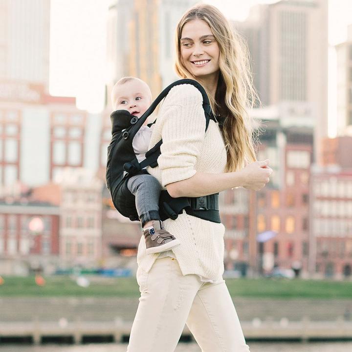Actual product image Ergobaby Adapt