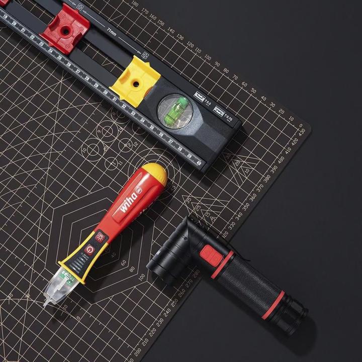 Produktbild Wiha Werkzeugkoffer Set XXL III electric I 104-tlg. I Elektriker Werkzeugkoffer I Werkzeugkasten (106 Teile)