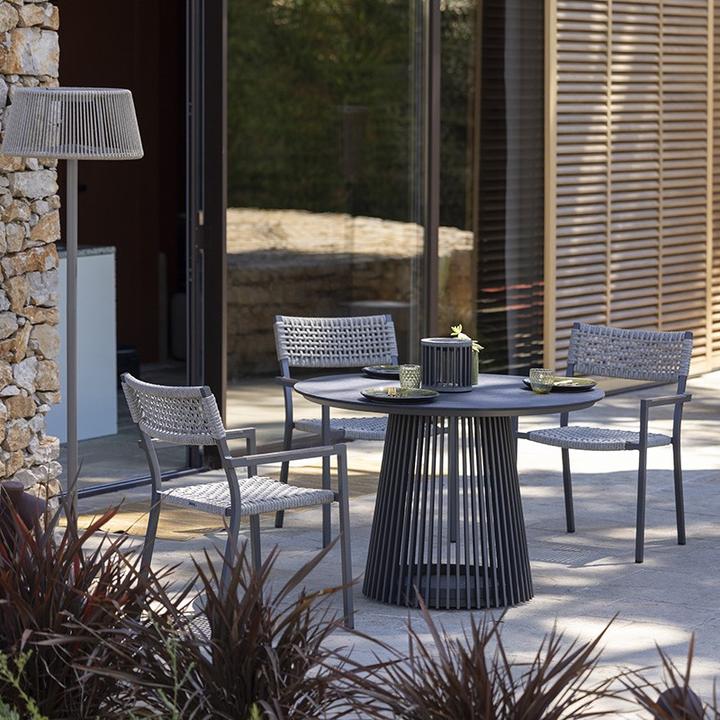 Actual product image Les Jardins Geflochtener stapelbarer Rancho-Sessel FA07021