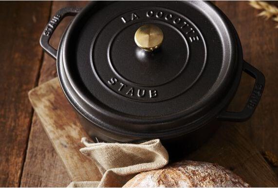 Produktbild Staub La Cocotte (24 cm, Bräter + Schmortopf, Gusseisen)