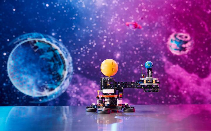 Produktbild LEGO Sonne Erde Mond Modell (42179, LEGO Technic)