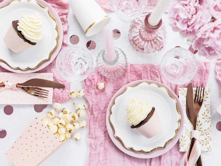 Produktbild Partydeco Boxes for popcorn Dots, light pink, 7x7x12.5cm (1 pkt / 6 pc.)