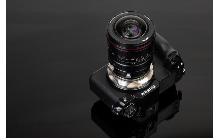 Actual product image Venus Optic 15mm f/4.5R Zero-D Shift for Fuji GFX (Fujifilm G, full size)
