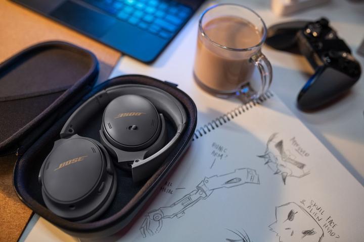 Immagine prodotto Bose QuietComfort 45 Limited Edition (ANC, 24 h, Cablato, Senza fili)