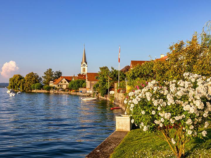 Produktbild Smartbox Wakeboarding, Wakesurfing oder Wasserski auf dem Bodensee (1 Pers.)