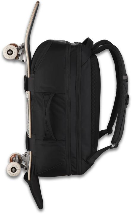 Actual product image Dakine Mission Street DLX 32L (32 l)