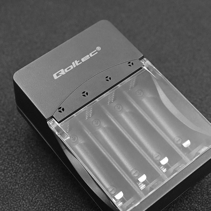 Actual product image Qoltec 50653 Battery charger for Ni-MH type R03/AAA R6/AA (1 pcs., AAA, AA, 3000 mAh)