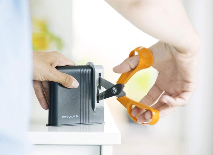 Image du produit Fiskars Clip - Affûteur de ciseaux Sharp (22.40 cm)