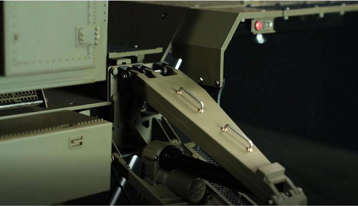 Image du produit Amewi Semi-remorque US M747 lance-roquettes, vert 1:12, kit