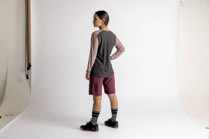 Image du produit iXS Women"s Flow XTG long Sleeve Henley (42)