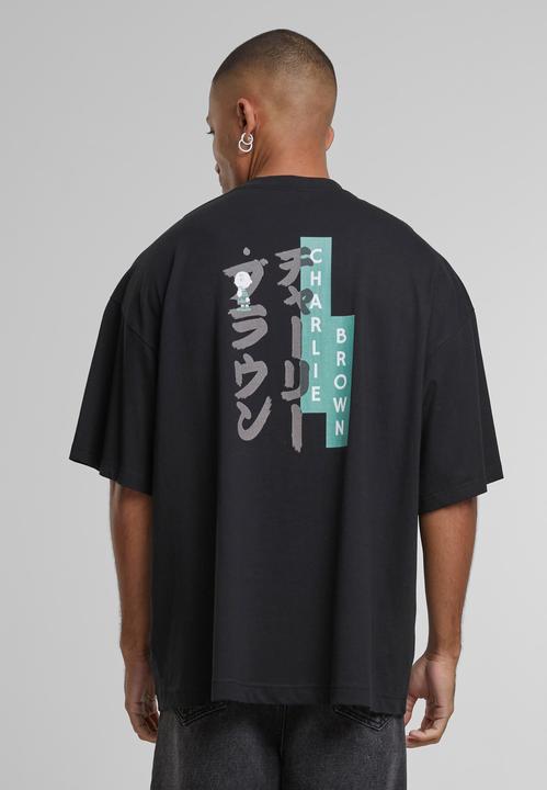 Produktbild Merchcode Peanuts - Charlie Brown Huge Tee - 116243 (XXL)