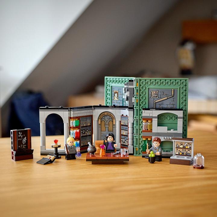 Immagine prodotto LEGO Momento di Hogwarts: Classe Pozioni (76383, LEGO Harry Potter, Set LEGO rari)