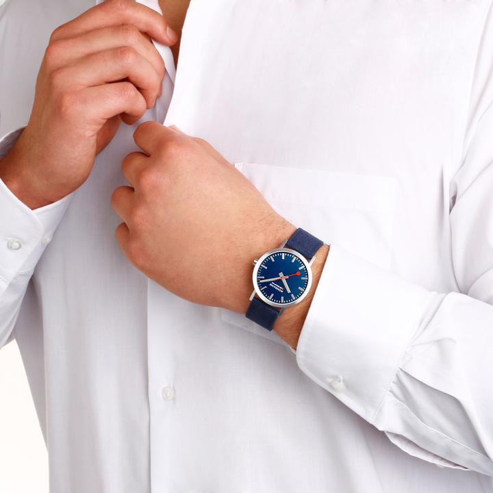 Image du produit Mondaine Classic - inspiré par la nature (Montre analogique, 40 mm)