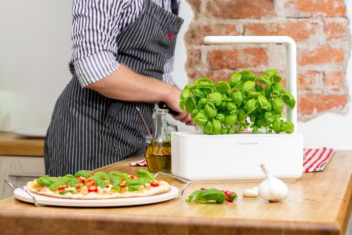 Produktbild Click and Grow Smart Garden (31.50 cm)