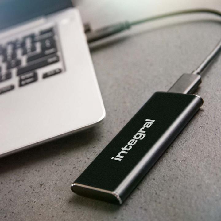 Actual product image SlimXpress Portable SSD 500 GB Black (500 GB)