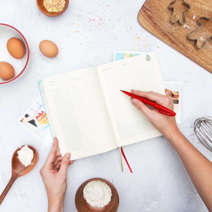 Image du produit Suck UK My Baking Journal - Français (À rayures, Couverture rigide)