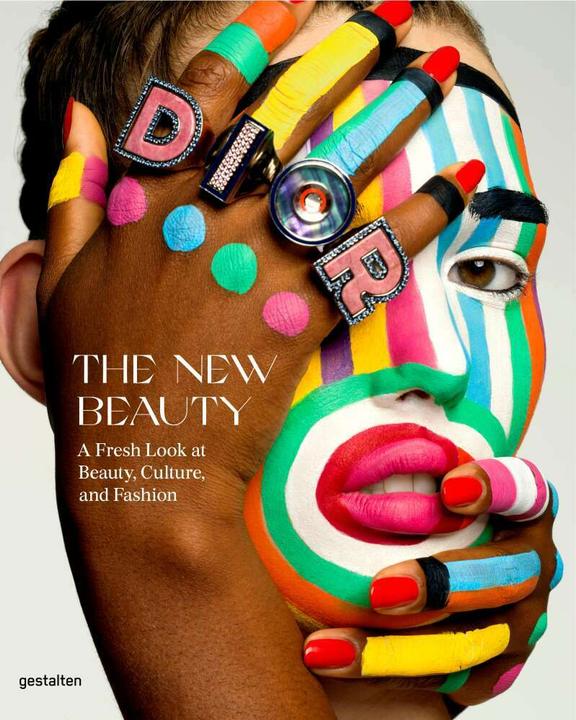 The New Beauty (Inglese, Stature, Andrea Servert Alonso-Misol, Kari Molvar, 2021)