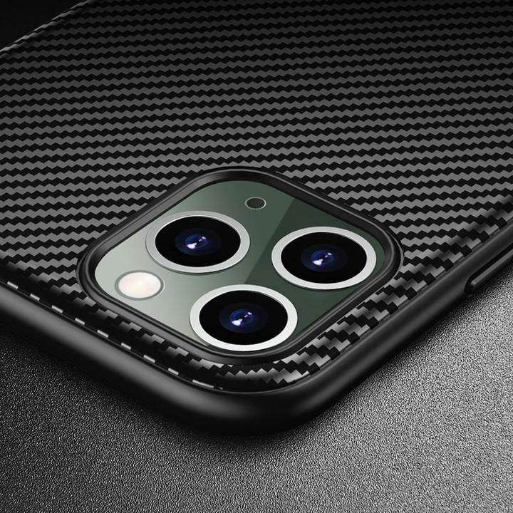 Produktbild Crong Prestige Carbon Cover Case for iPhone 11 Pro (black) (Apple iPhone 11 Pro)