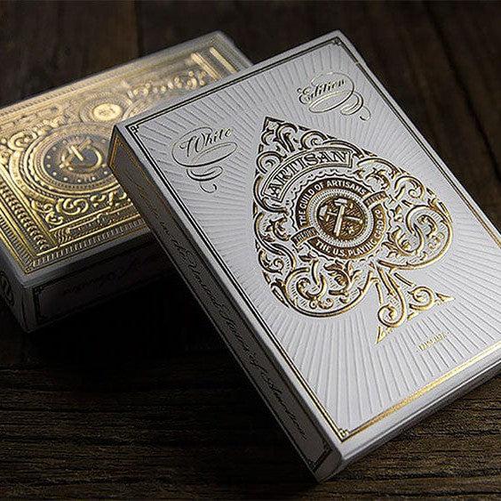 Produktbild Bicycle Tarot del Fuego von Richardo Cavolo (Englisch)