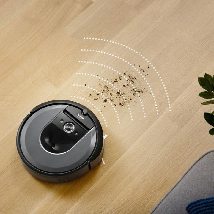 Actual product image iRobot Roomba Combo i8+ (Vacuum mopping robot)