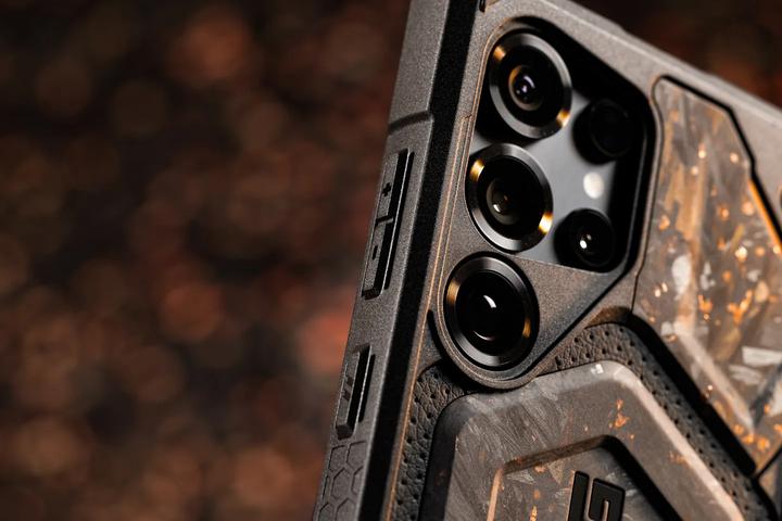Actual product image UAG Monarch Pro Case mit Magnet-Modul - Limited Edition (Samsung Galaxy S25 Ultra)