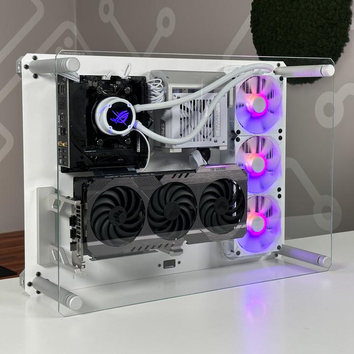 Produktbild Creative Solutions For Gamers CSFG Frostbite Wandgehäuse - weiss, Micro-ITX (Micro-ITX)