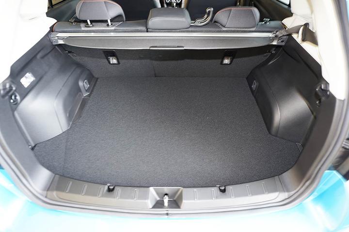 Produktbild Aristar Kofferraumwanne für Subaru XV ab 2019 bis heute (e-Boxer)