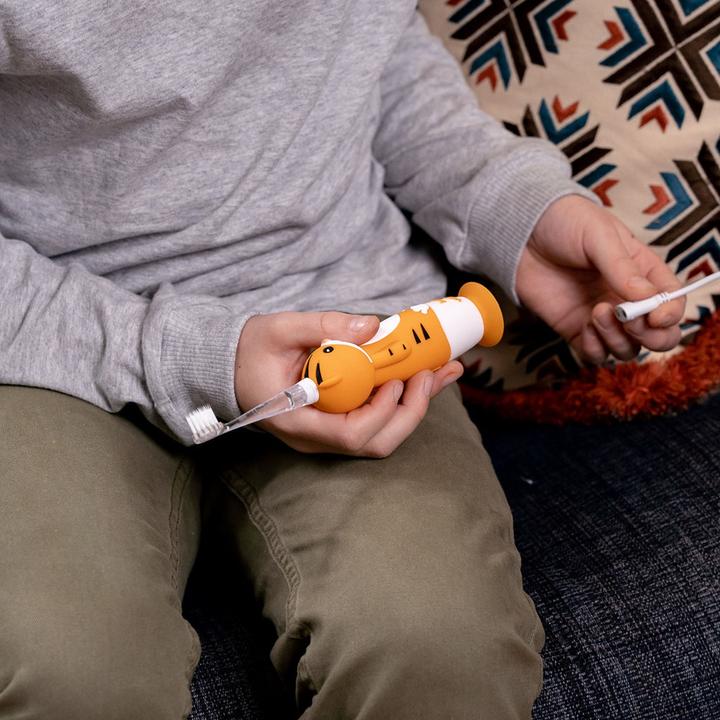 Actual product image Brush-Baby WildOne (Oscillating toothbrush)