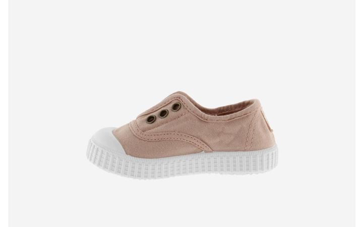 Actual product image Victoria girl's trainers 1915 anglaise toile lavée (22)