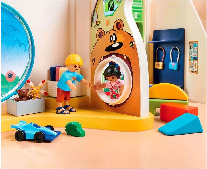 Produktbild Playmobil KiTa Regenbogen (71601, Playmobil My Life)