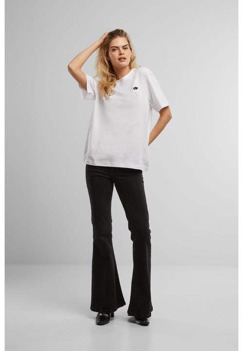 Actual product image Miss Tee Love In The Air EMB Tee - 191369 (XS)