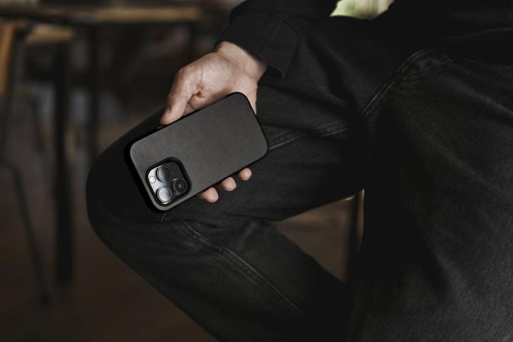 Produktbild Woodcessories Bio Leather Case (Apple iPhone 15 Pro)