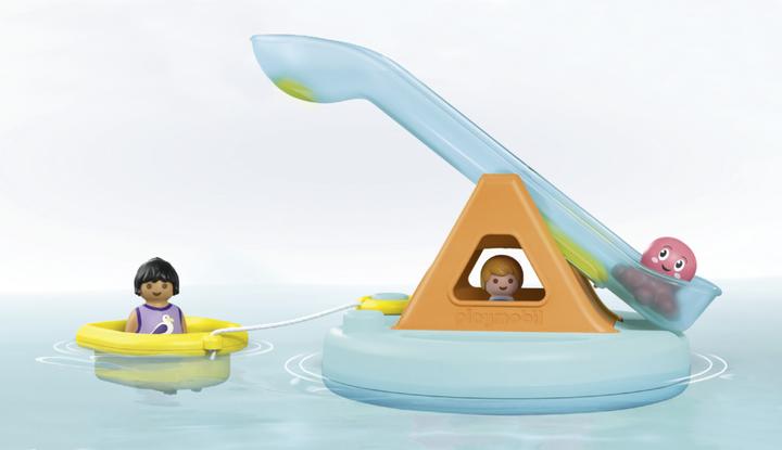 Actual product image Playmobil Badeinsel mit Wasserrutsche (71687, Playmobil Junior)