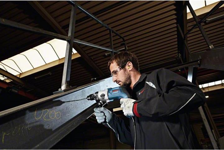 Image du produit Bosch Professional Perceuse GBM 13-2 RE, avec mandrin à couronne dentée 1,5 - 13 mm (Fonctionnement sur secteur)