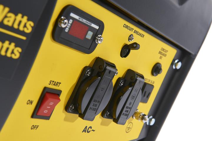 Actual product image Champion Power Equipment Agregat EU 3500 Watt petrol generator with electric start (3000 W, 15 l)