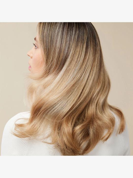 Actual product image Aveda Blonde Revival Purple Toning Conditioner (200 ml)