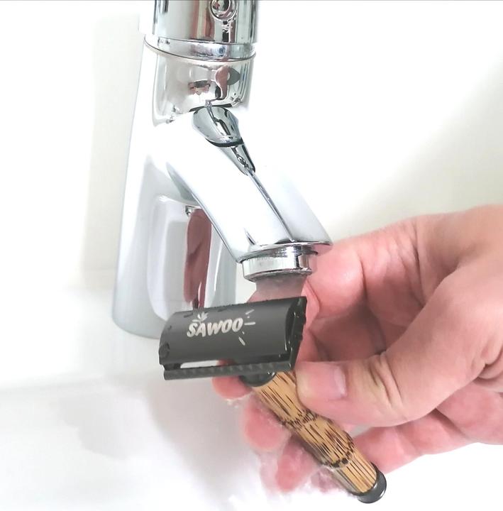 Actual product image Sawoo Bamboo razor made of brass and bamboo wood incl. 10 razor blades