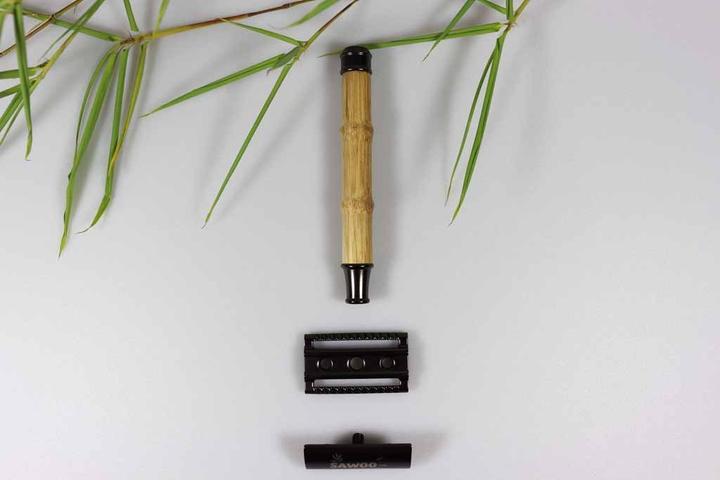 Actual product image Sawoo Bamboo razor made of brass and bamboo wood incl. 10 razor blades