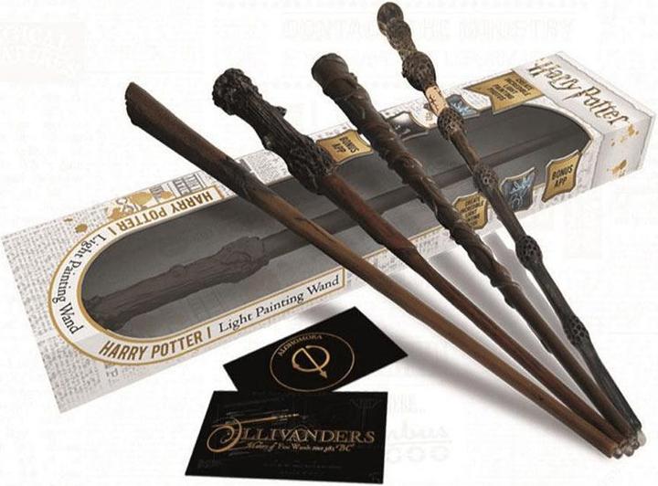 Image du produit Wow! Stuff Baguette magique Harry Potter avec lumière