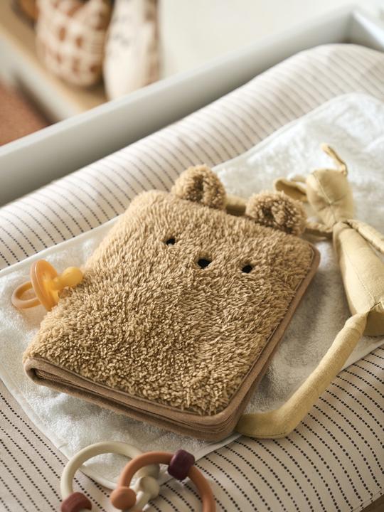 Actual product image Vertbaudet Protective cover for the BÄR health booklet, teddy fleece (24 x 18 cm, 1 x)