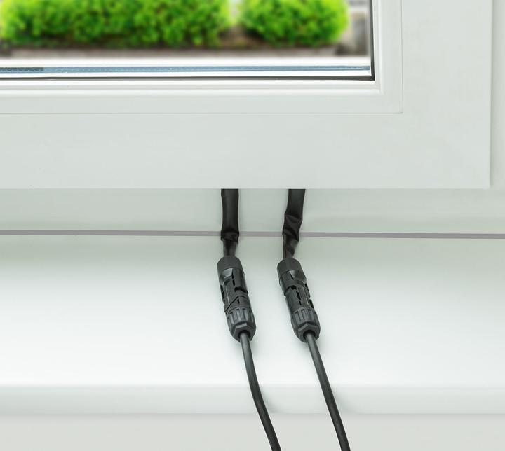 Image du produit Revolt Lot de 4 câbles solaires extra-plats résistants aux intempéries, à traverser, compatibles MC4 (Matériel de montage du système solaire)