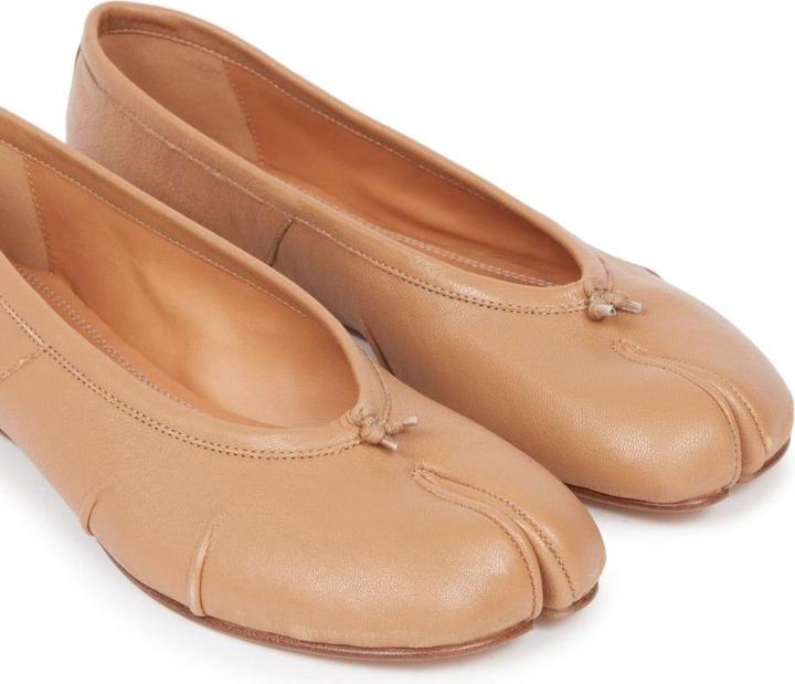 Immagine prodotto Maison Martin Margiela Maison margiela tabi ballerina in camel color leather (38)