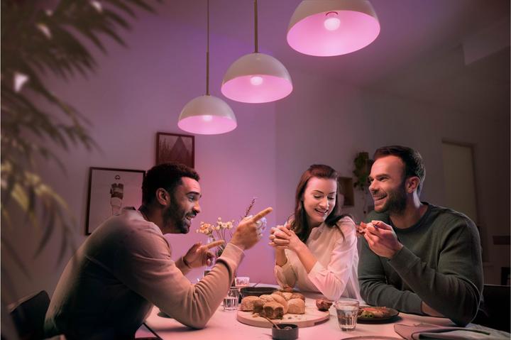 Actual product image Philips Hue White & Color Ambiance Chandelier (E14, 5.10 W, 470 lm, 1 x, F)